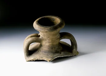 Amphore à vin française avec inscription peinte sur le col, du site romain de Newstead, Melrose